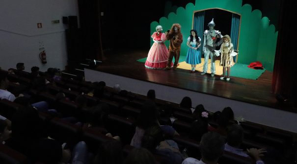 Santa Marta de Penaguião assinalou Dia Mundial da Criança com o musical O Feiticeiro de Oz