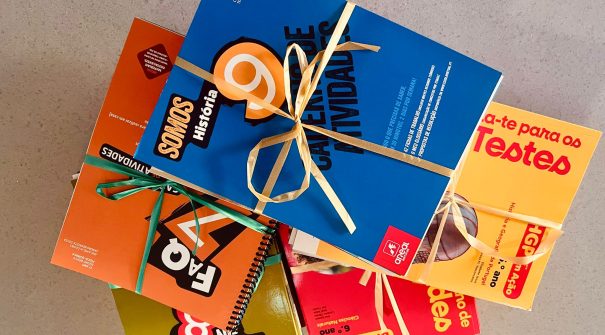 Educação D’Ouro – Entrega de livros de fichas e manuais das AEC
