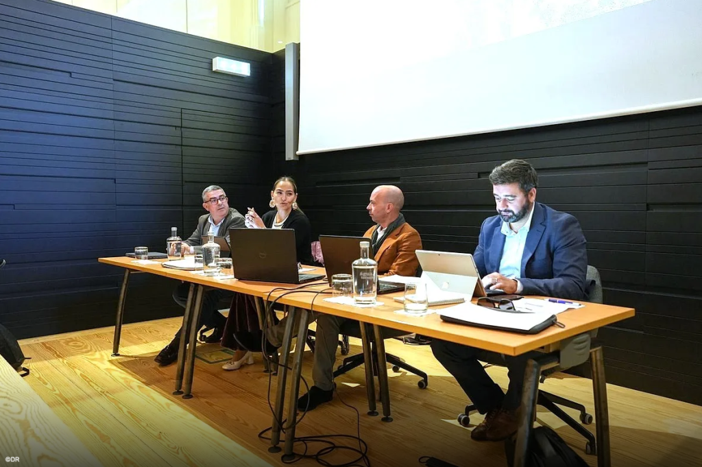  Sílvia Silva eleita presidente da AMREN2 