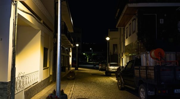 O Município de Santa Marta de Penaguião continua a investir na melhoria da iluminação pública
